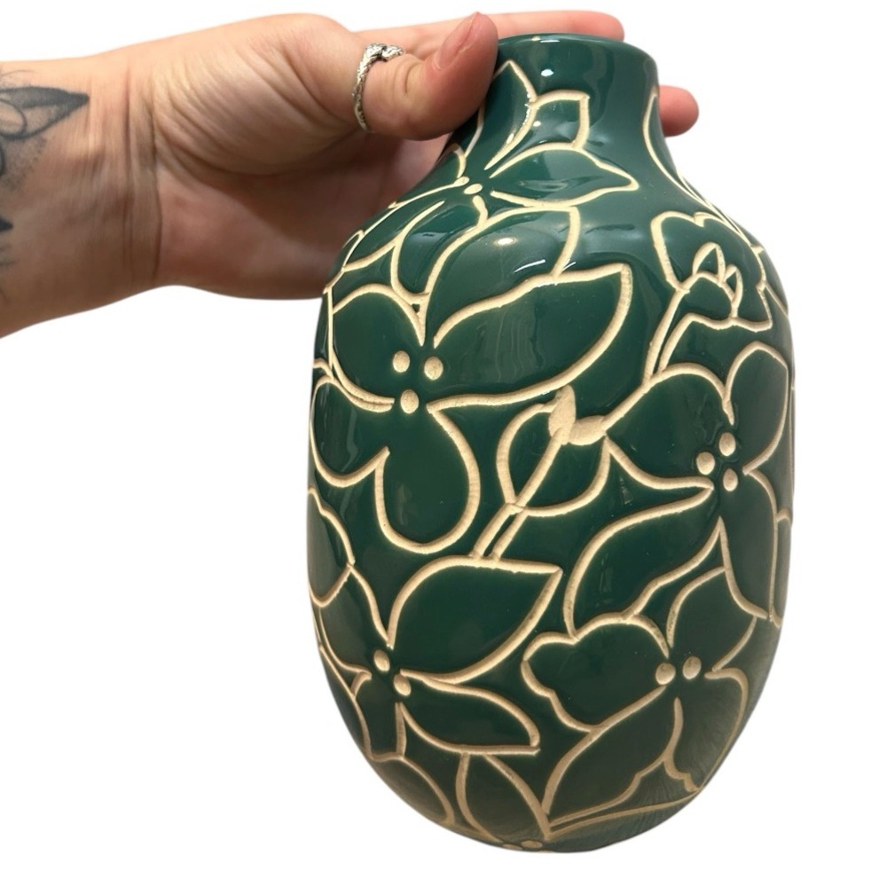 Opalhouse Green & White Indo Earthenware Floral Tropical 8" Vase - Picture 5 of 5